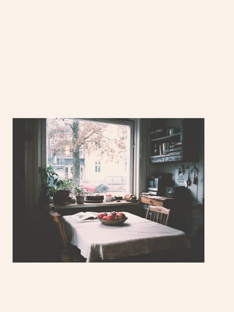 Solstice Winter Living: Table Decor for Winter in a British Home