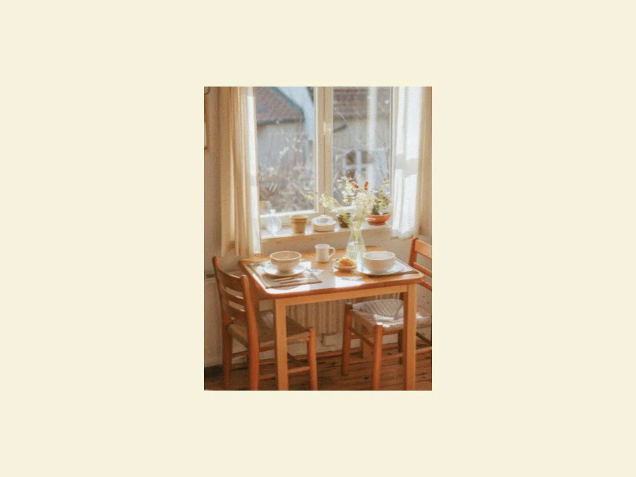 Small dining table styled with picnic dinnerware, picnic bowls, and simple dining table accessories, creating a relaxed indoor setting inspired by a family picnic and picnic afternoon tea.