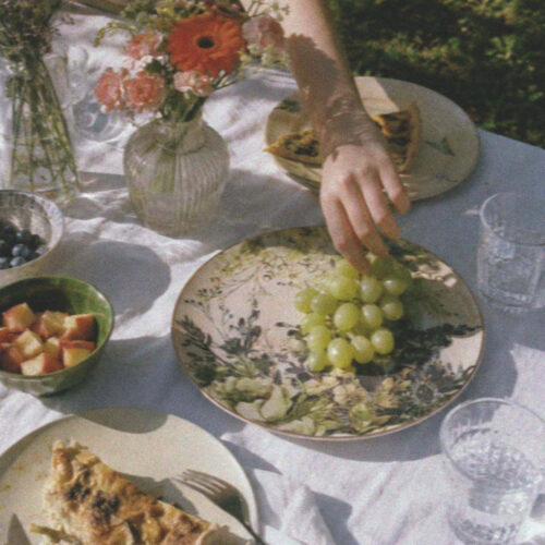 Garden of Fading – Floral Dinner Plate